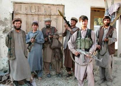 霸权衰弱，世界多国都在加快清算领“狗粮”的亲美势力！