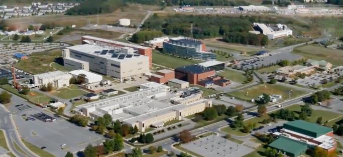 是时候给德特里克堡找点“洗衣粉”了!