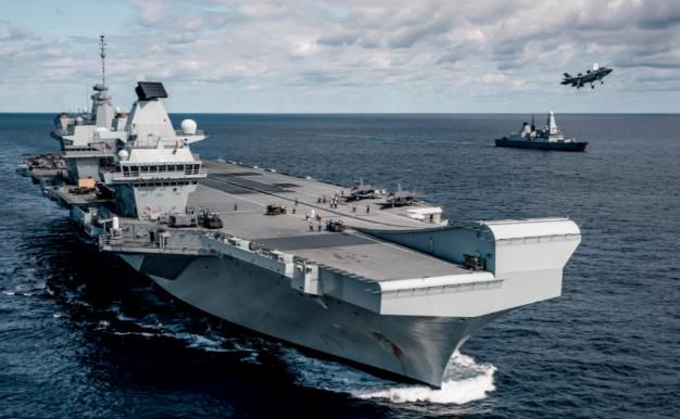 接着忽悠！这次美国为英国在南海画了一个大饼….