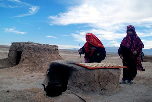 曾经扫荡印度的这个掠夺型国家，为何穷乱到现在……