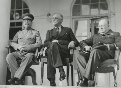 伊朗让俄英一起道歉！