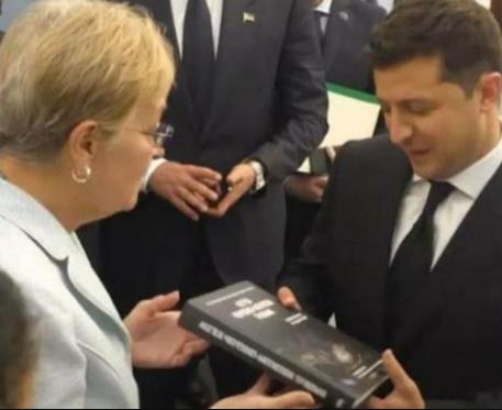 《轻度颅脑损伤》的乌克兰，重度幼稚的美国外交！