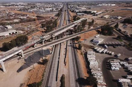 一心发展美国高铁的他，有望成为“未来美国总统”？