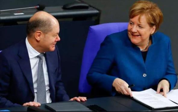 ​默克尔走了，缝合的德国未来在哪？