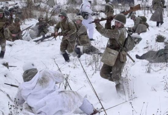 瓜分东欧，拱火乌克兰！