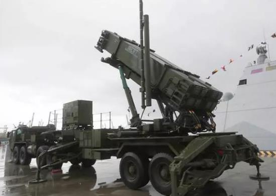 美国接连制裁中国，美英与中俄的博弈升级！