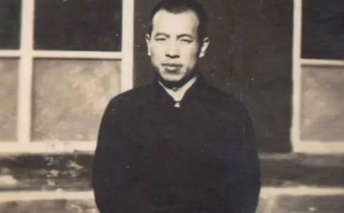 当卧底当成老大，是什么体验？