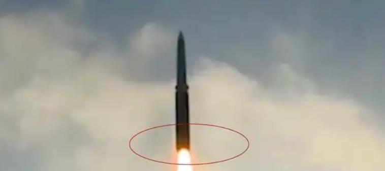 中俄枪出如龙，告诉美国“一寸长一寸强”！