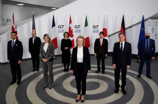 一场“末日危机”即将爆发，西方却只会给中俄印扣帽子！