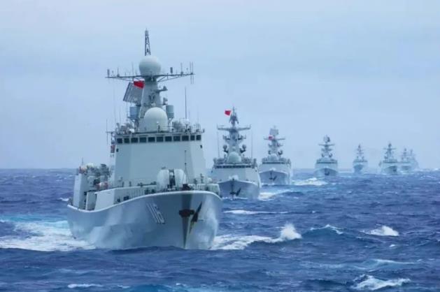 我们一定要建设强大的海军！