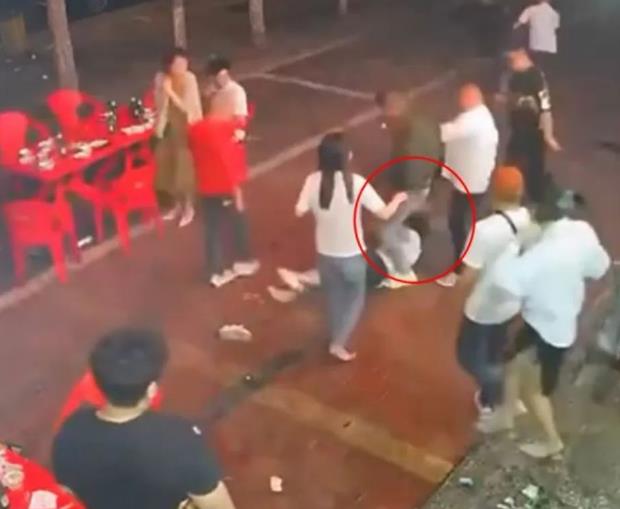 我建议顶格量刑！