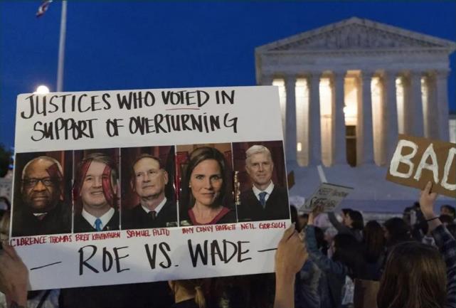 裂变前夕的美国和对抗危机的我们！