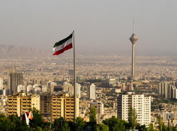 中俄伊大招联动，拜登摊上大事儿了！