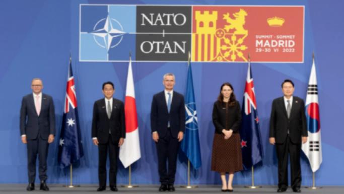 中国两邻国“引狼入室”，亚太地区风雨欲来了！