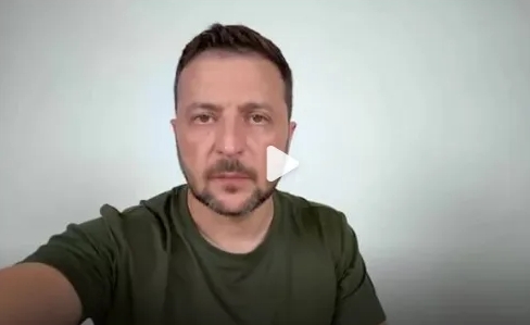 找中国救命！美国刚放弃挣扎，一架专机就直奔北京！