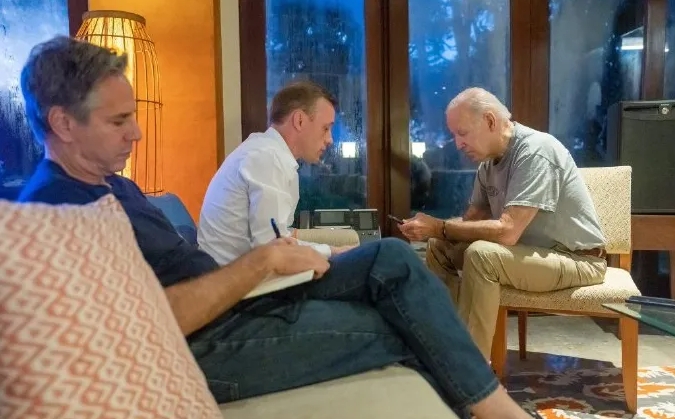 拜登退选的内幕！