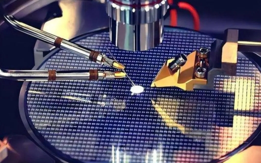 美芯片哀歌，从ASML到台积电！