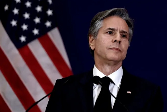 布林肯点评中国，一句话让美国鹰派顿感绝望，霸权摇摇欲坠！