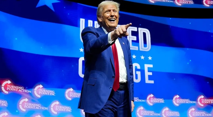 特朗普卷土重来！