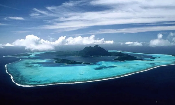 事关黄岩岛，中方再进一步，划线！