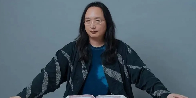 深度起底台独网军！