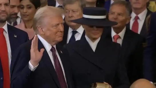 “特朗普变革”汹涌来袭！他的就职演讲透出哪些“解放美国”的思路和扩张领土的野心？