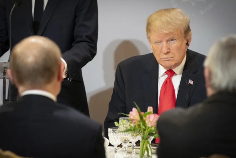 特朗普正式上台，俄罗斯会背刺东大吗？