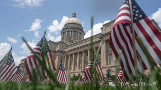 对华的10%关税，或将成为压垮美国的最后一根稻草！