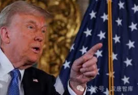 美国关税闹剧：特朗普谱响帝国崩解交响曲！