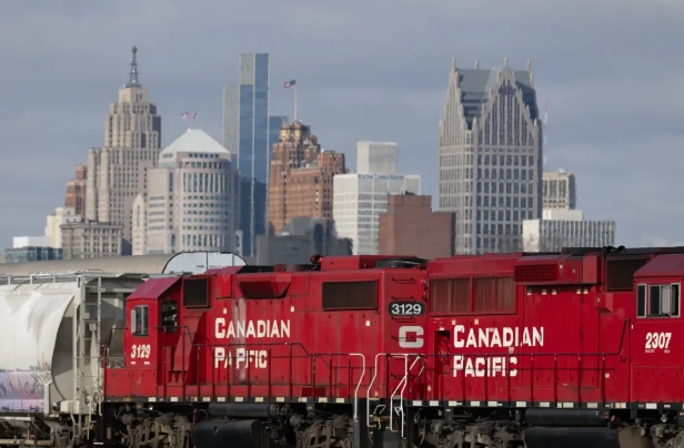 中国人年还没有过完，川建国就起来整活儿了！