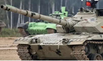 军队要时刻准备打仗！