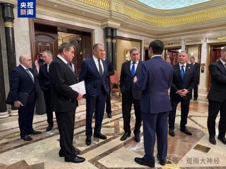 被打包上桌后，乌克兰还剩最后三条路可走！