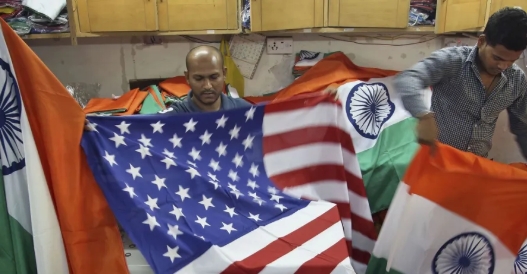 美国的未来是印度！