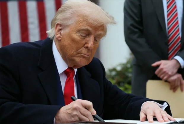 面对恶狼，“割肉饲狼”的人下场会很惨！