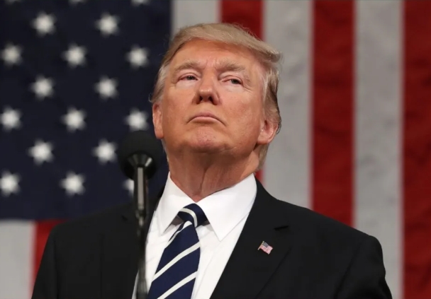 特朗普的怂与不怂！