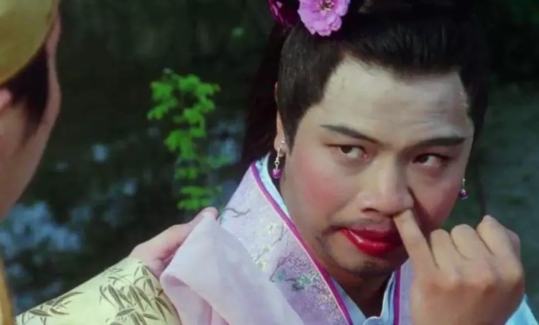 政客为啥越来越任性？