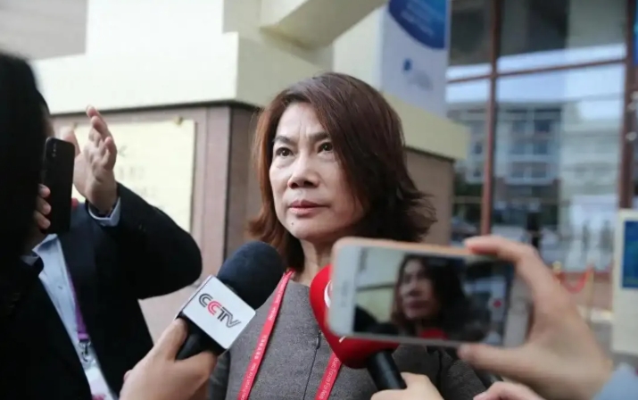 这件事透着蹊跷和诡异，绝不简单！我说四点看法！