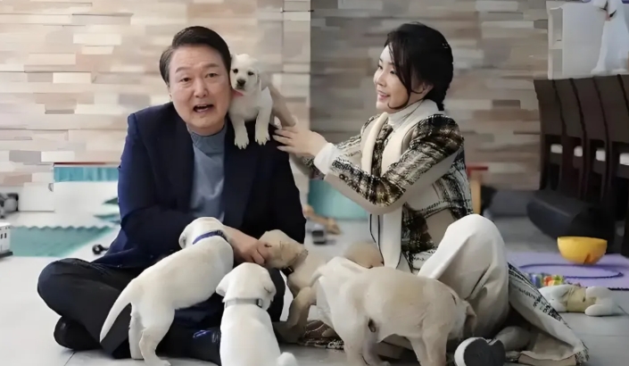 东亚特殊的一个，牢饭嘛嘛香！