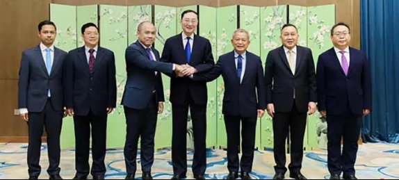 柬泰之间为哪般？