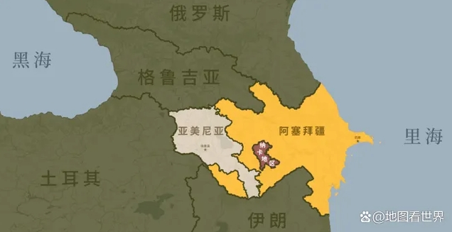 一步一步掉进将被瓜分的陷阱，这国上美国大当，普京努力也救不了他！