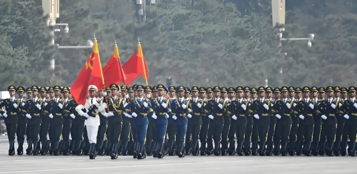 九三阅兵：国仇家恨怎敢忘！
