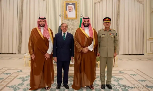 以色列将为它的愚蠢遭受惩罚：沙特和巴基斯坦签订《共同防御条约》！