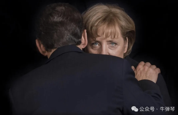 她现在被骂惨了！