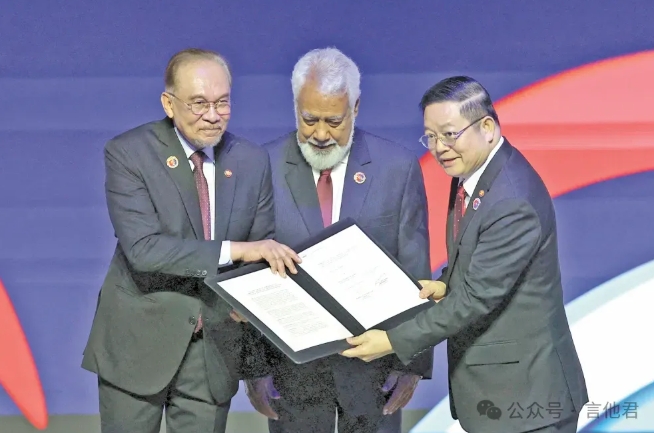 卧底，混入了组织！