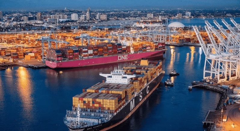 特朗普鸣金收兵，不敢跟中国打下去了！