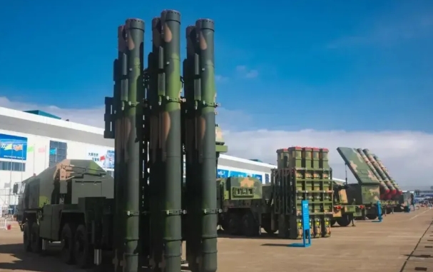 红旗-9B深夜亮相高加索，伊朗错过了什么？