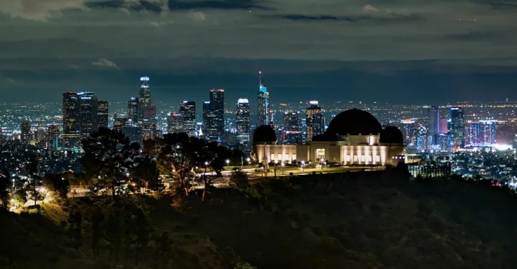 跟着美国混的都赚麻了，中国凭什么不跟？