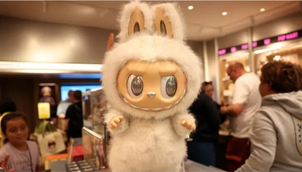 又一个调查显示，中美国际形象“东升西降”！