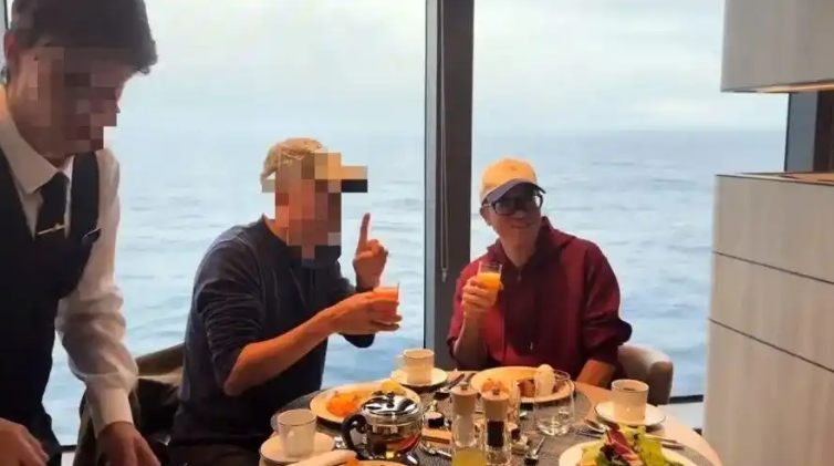 老登，要收一收！