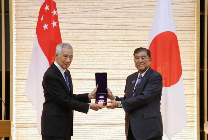 中日争端升温，新加坡劝中国“大度”？